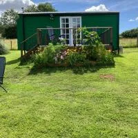 Shepherds Hut (Benny's), hotel em Cullompton