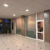 Вихрен-стаи и апартаменти за гости, ξενοδοχείο στο Σαντάνσκι