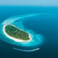 NH Collection Maldives Reethi Resort, готель у місті Баа-Атол