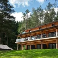 Esperanza Lake Resort, a Member of Design Hotels، فندق في تراكي