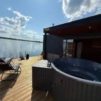 Laivu nomas pirts, hotel i Ikšķile