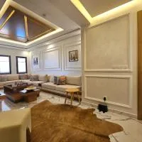 Luxury apartment Colina Smir - Kabila, ξενοδοχείο σε Mʼdik