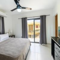 Modern Apartment 2 bedroom Apartment with WIFI and Private Parking, hotell Sosúas lennujaama Gregorio Luperóni rahvusvaheline lennujaam - POP lähedal