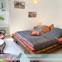 Bambuszimmer mit großem Dachgarten im Gästehaus Graf-Schmelzer, hotell i Trittenheim