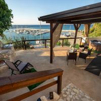 Baia Marina Suite with private jacuzzi, hotel a Balestrate