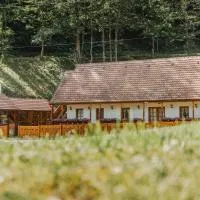 LOLO Park Resort, hotelli kohteessa Lacu Rosu