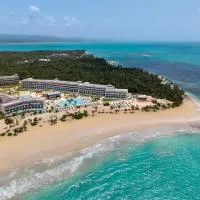 Secrets Playa Esmeralda Resort & Spa - All Inclusive，Miches的飯店