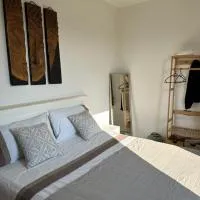 Chambre privée、シニスコーラのホテル
