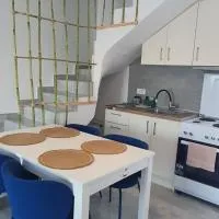 Heracles Guest house, hótel í Néa Péramos