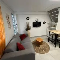 Duplex La Petite Perle avec son jardin privé, hotel en Le Lamentin