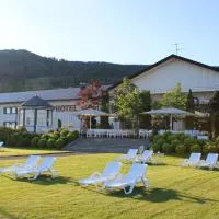 Tyrifjord Hotell, hotel di Vikersund