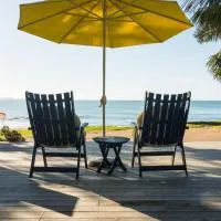 Driftwood Lodge Beachfront, Cable Bay Stays, Cable Bay, Northland, hotel en Coopers Beach