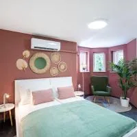 Central - Green - Stylish - Quiet Sleep, Hotel in Debrecen