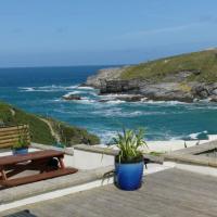 Surfside, Hotel in Newquay