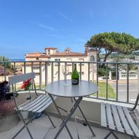 Escapade romantique Cap d Antibes Balcon vue mer, kh&aacute;ch sạn ở Antibes