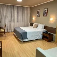 Fast10 City Hotel - Parque Harmonia, Estádio Beira Rio, Cais Embarcadero, hotel v destinaci Porto Alegre