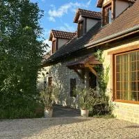 Le Faubourg - Gîte et chambres d'hôte, hotel in Losne