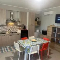 Etna Beach House โรงแรมในมาสคาลิ