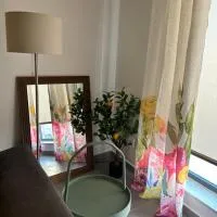 Stylish Seaside 1br Maisonette Marsaxlokk Bay, hotel v destinaci Marsaxlokk