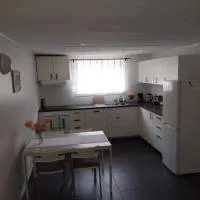 A peaceful and quiet apartment, hôtel à Oltedal