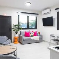 AQUA Villas Del Mar Apt 6 - 1 BR ADA-Accessible Beachfront Oasis, hotel Doradóban