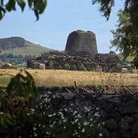 ISLAND VIBES ROOMS, Su Salighe, hotel em Torralba