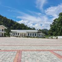 Hotel Quick Twenty and Riverside Pvt Ltd, hotel near Simara Airport - SIF, Bākhri Kharka