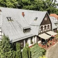 Dworek Osiecki, hotel din Osieki