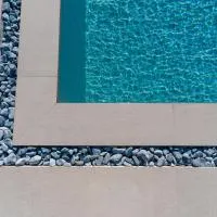 Ollenia's Harmony Luxury Apartments, hotel i Derveni