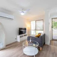 Bellbird Park에 위치한 호텔 4BR Simple and Comfy Family Home between BNE and Ipswich