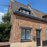 Maison confort 3 Étoiles Roncq proche Lille, hotel en Roncq