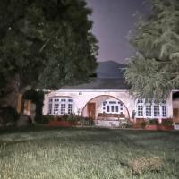 Ayun Nest Guest House, hotel poblíž Letiště Čitral - CJL, Chitral