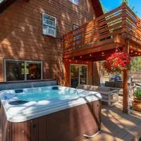 Juniper & Pine - Barrel Sauna and Hot Tub - Sisters, Oregon, hotel i Sisters