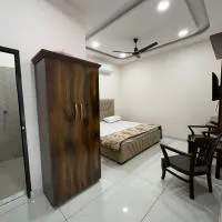 V2 Guest House, מלון בג'לנדהר