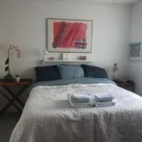 Suite med egen indgang og bad, khách sạn ở Søby