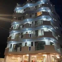 Hilaria Hotel, hotel din Vạn Ninh