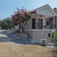 D Star - New Luxury Apartment with Big Balcony Bay View, hotel a Risan