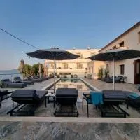 La vie luxury suites, hotel v destinaci Megalochori