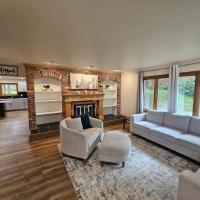 The Anchorage Abode, Freshly Renovated in 2024, hotel near Ted Stevens Anchorage International Airport - ANC, Anchorage