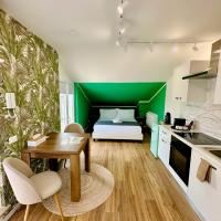 Catullo Loft Near Verona โรงแรมใกล้สนามบินเวโรนาในดอสโซบัวโน