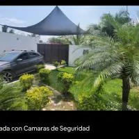 CASA con 2 habitaciones, Cocina,comedor y baño privados, Hotel in Candelaria