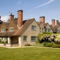 Little Court, hotel u gradu Charminster