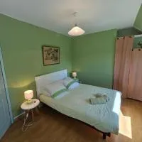 Chambre Gauguin - Séjour paisible aux portes du Golfe du Morbihan, hotel em Theix