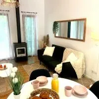 Les Charmes - C09, hotel a Eppe-Sauvage