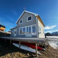 Idyllic And Peaceful Family Home, hotel a Tromsø