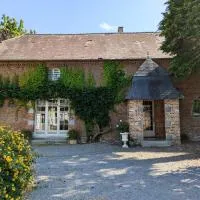 Maison familiale - La Rabouillère, hotel a Englancourt