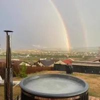 Garsoniera la curte cu ciubar extracost, хотел в Клуж-Напока