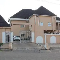 Halal Fountain Hotel Kaduna, hotel sa Kaduna