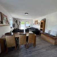 Helle & gemütliche Wohlfühlwohnung، فندق في ميمينجين
