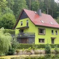 Ferienhaus am Röhrensteig, хотел в Бад Готлойба